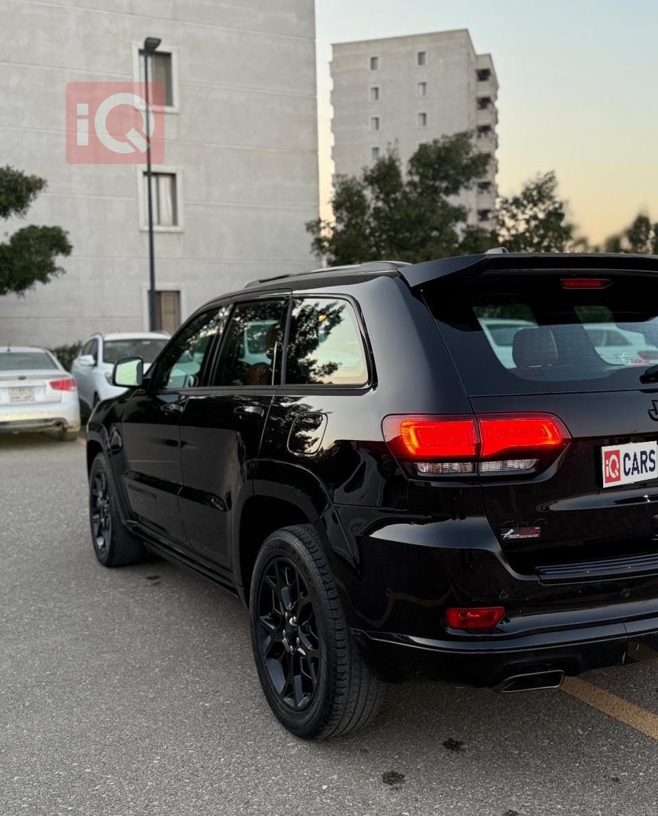 جيب جراند شيروكي